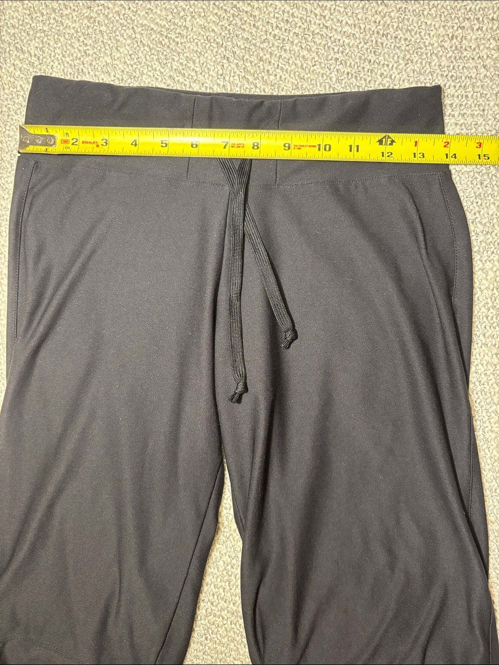 Nike black crop yoga’s small - Picture 8 of 10
